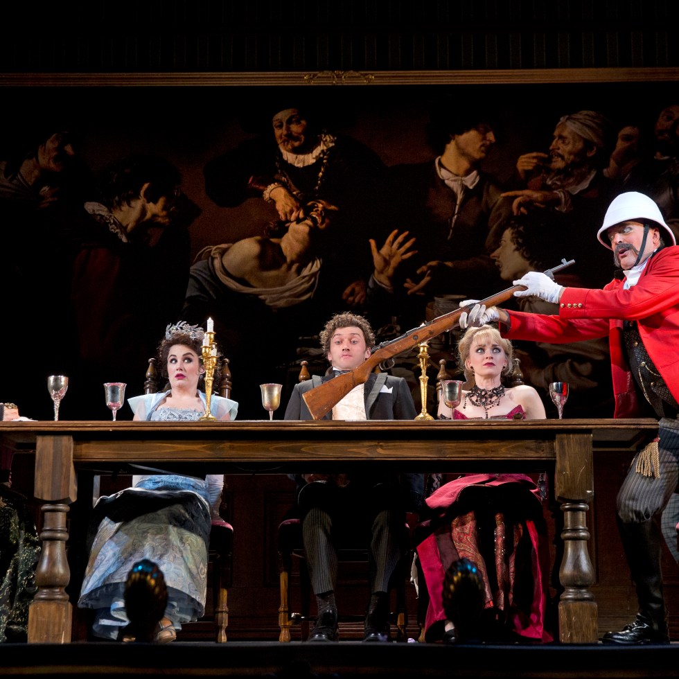 A Gentleman's Guide to Love and Murder